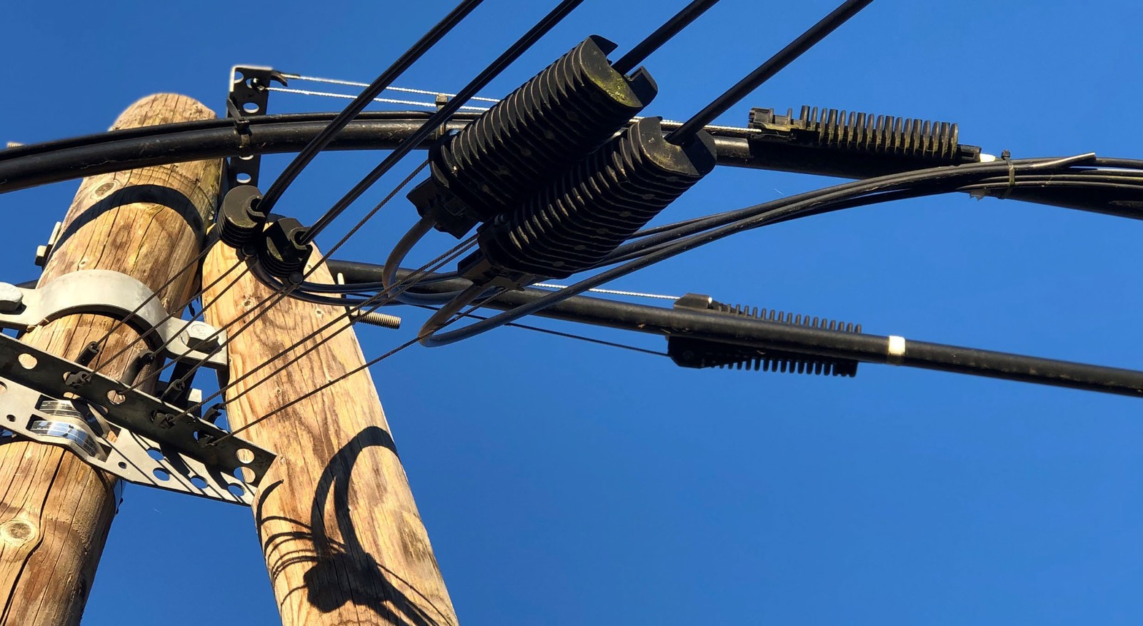 Aerial FTTH without trenching