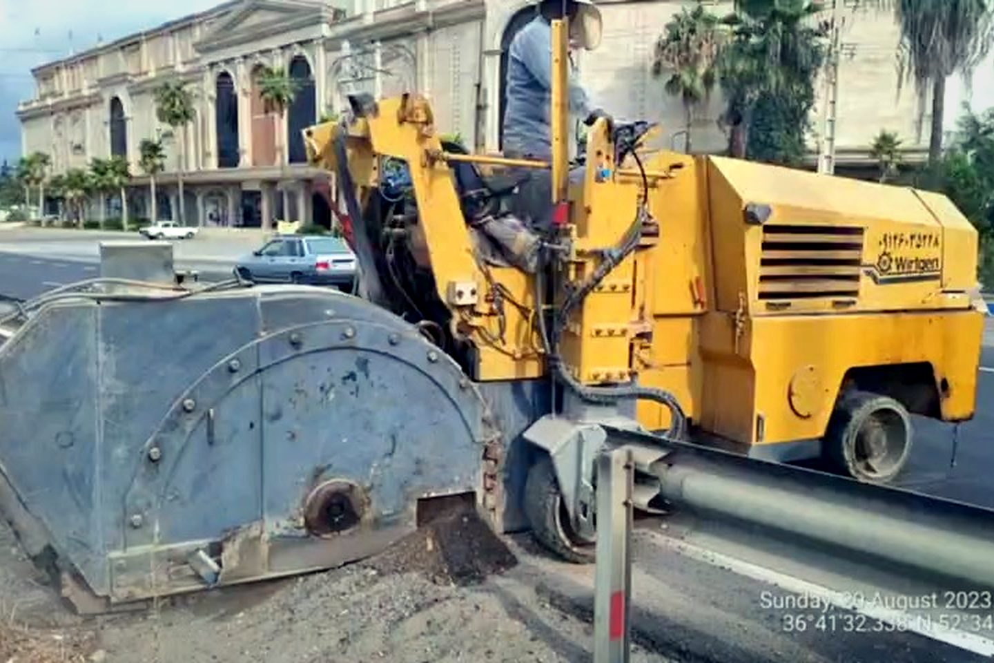 Trenching machine